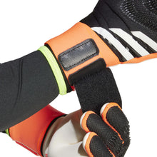 Load image into Gallery viewer, Predator GL Competion Goalkeepr Gloves
